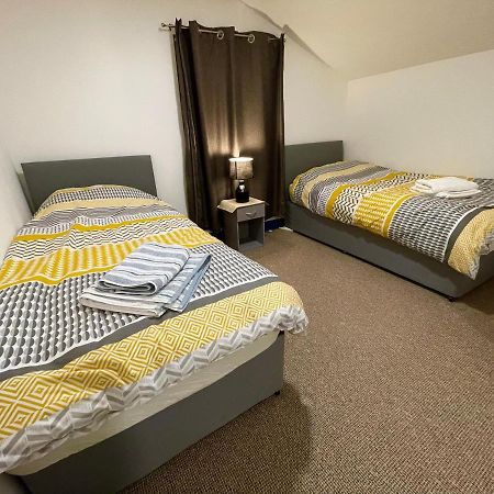 2 Bedroom Cottage Gloucester City Center Εξωτερικό φωτογραφία