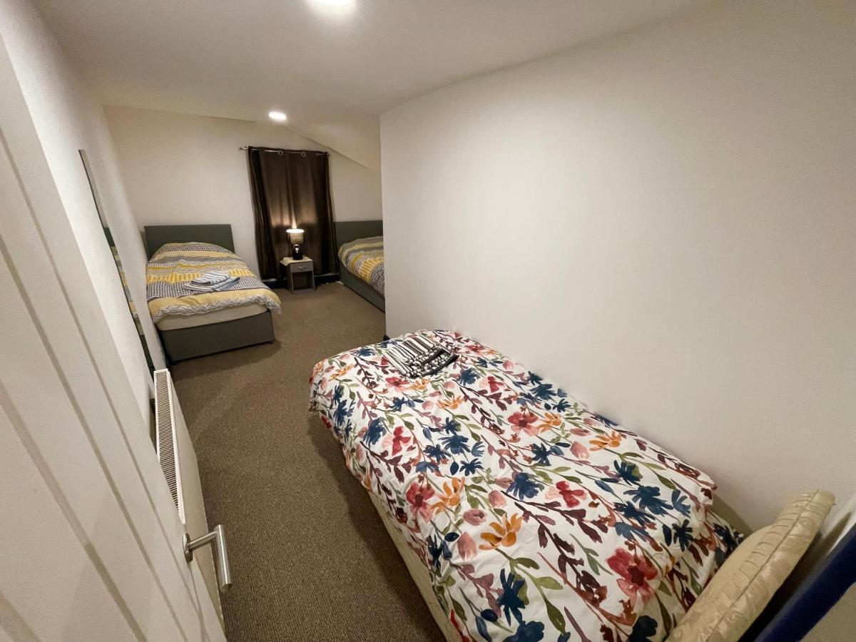 2 Bedroom Cottage Gloucester City Center Εξωτερικό φωτογραφία